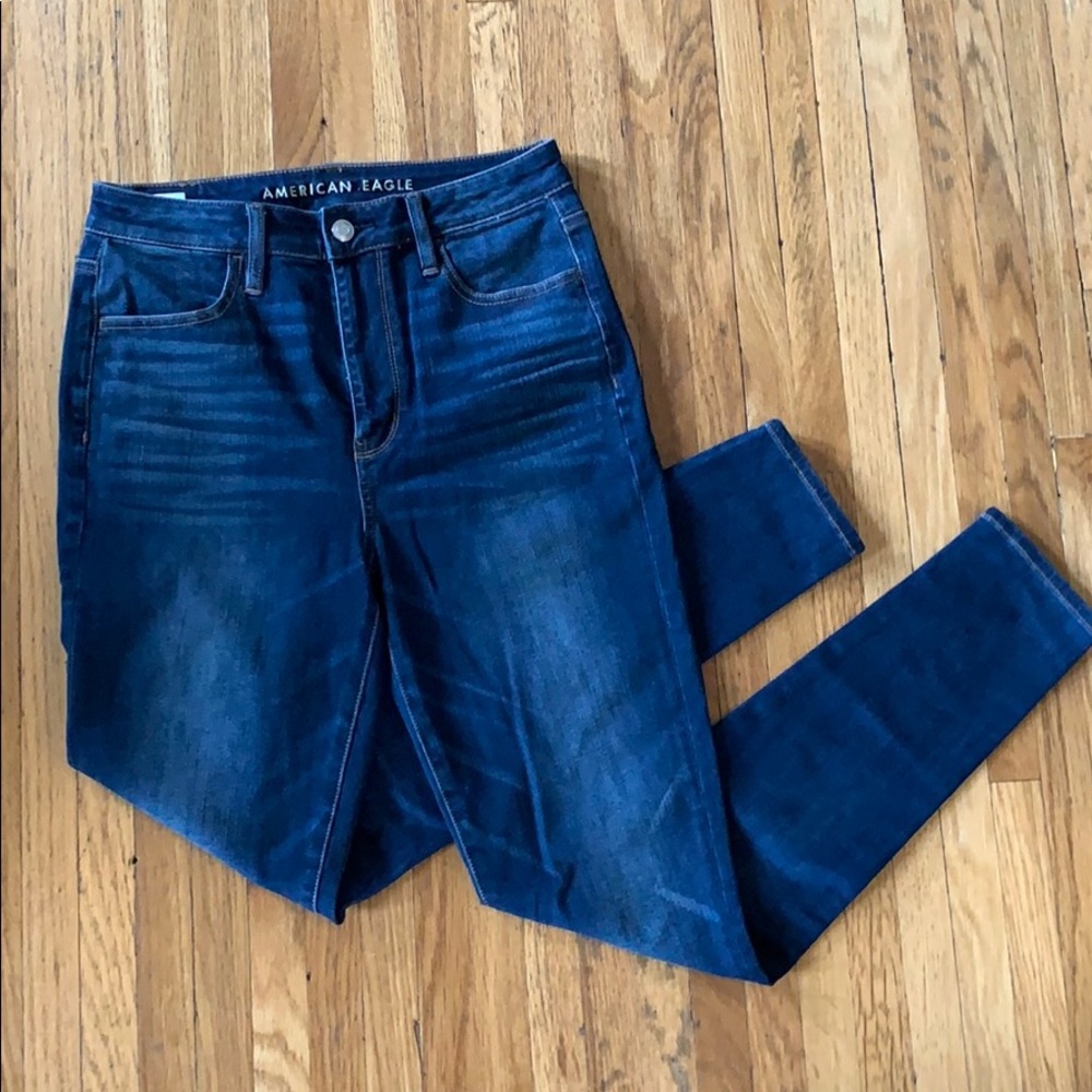 American Eagle Super High-Rise Jegging